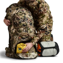Sitka Mountain Hauler 6200 -Archery Gear Shop Img SITKA BG 2021 40072 SA Mountain Hauler 6200 Pack Optifade Subalpine Studio 3139