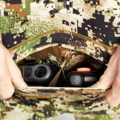 Sitka Apex Hoody -Archery Gear Shop Img SITKA BG 2021 50216 SA Mens Apex Hoody 592p Studio 1109