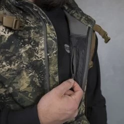 Eberlestock Bennett Mountain Vest 9 Eberlestock Bennett Mountain Vest -Archery Gear Shop eberlestock bennett mountain vest clothing 900