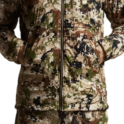 Sitka Ambient Jacket -Archery Gear Shop img SITKA BG 2022 600043 SA Ambient Jacket Optifade Subalpine Studio 00363